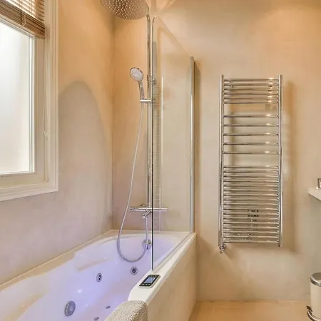 3br Marais Aubriot *