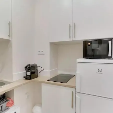 3br Marais Aubriot Paris