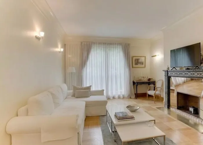 3br Marais Aubriot *