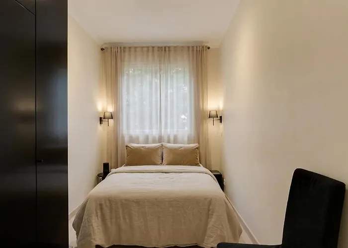 3br Marais Aubriot Paris